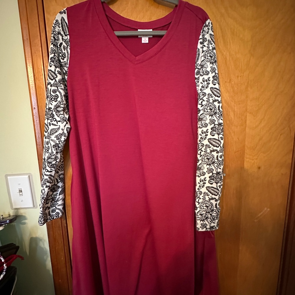 Lularoe Emily Dress size small